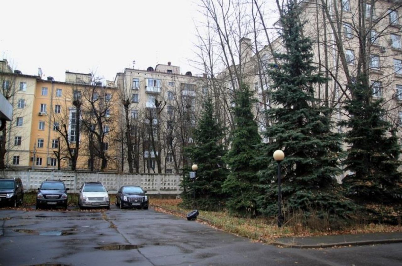 фасад дома, здание по адресу г Москва, Варшавское шоссе, д 66 к 2